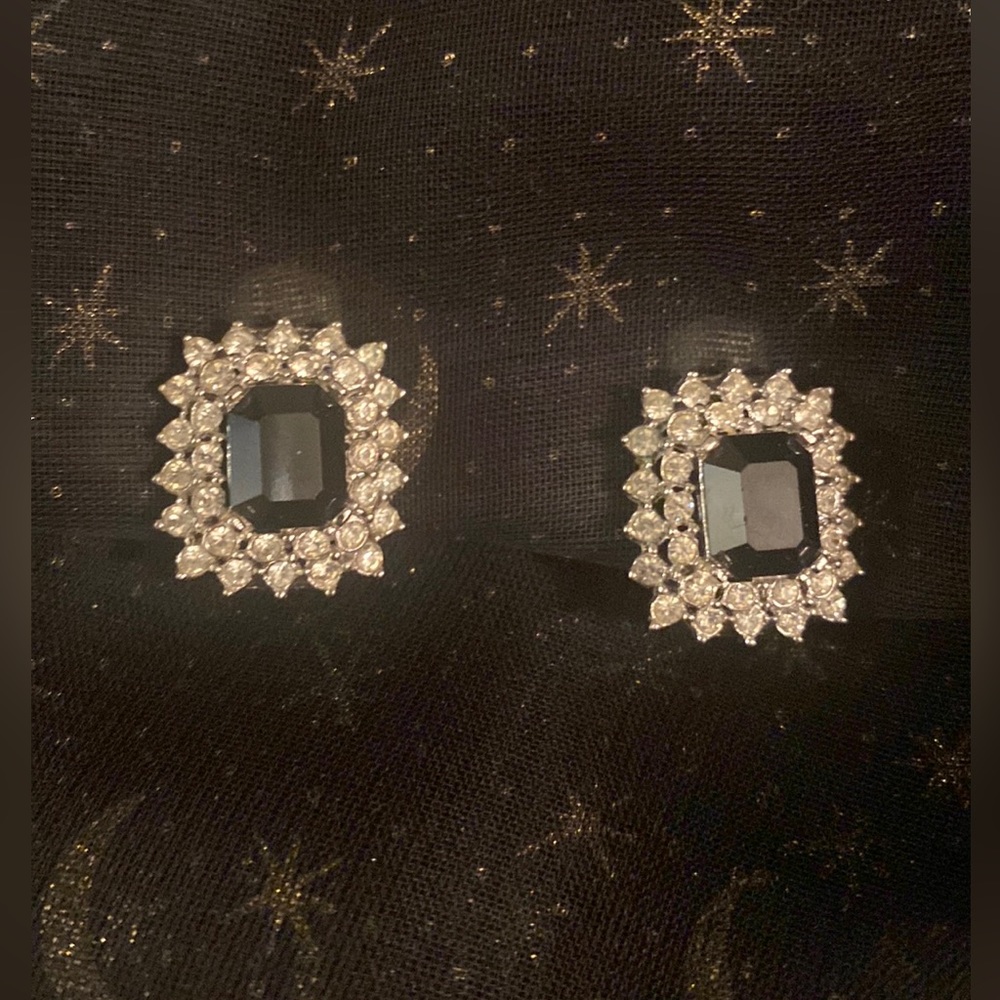 Vintage Ciner rhinestone and onyx clip earrings